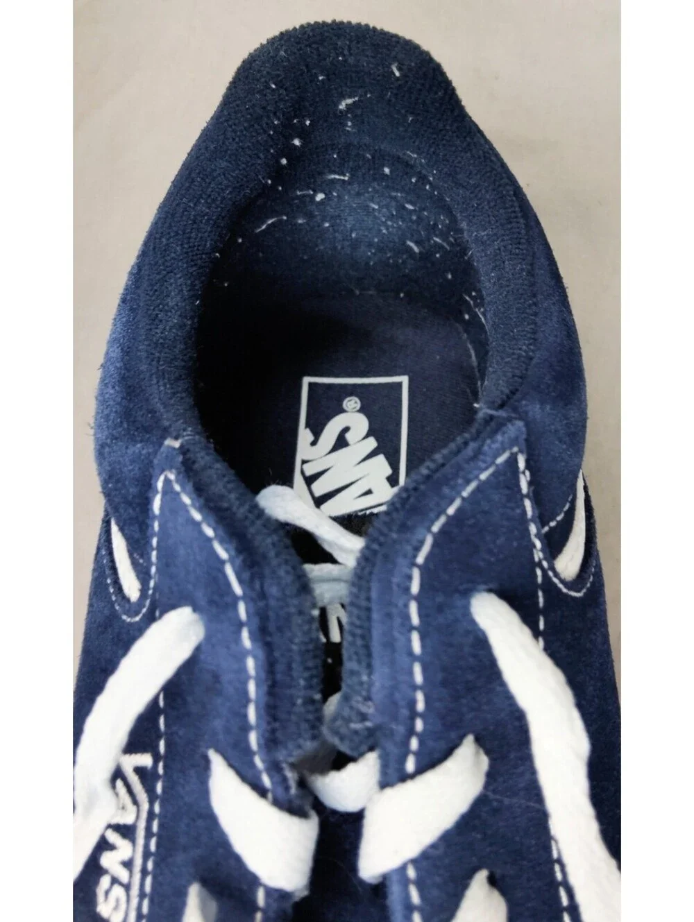 Vans Seldan VN0A4TZELSY Mens 9 Dress Blues Navy Suede Gum Shoes w/ Box